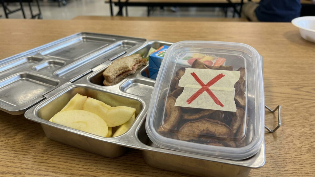 Lancheira escolar: o truque simples para evitar que a maçã cortada escureça e fique com aspecto envelhecido antes do recreio
