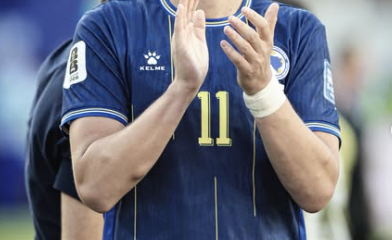 Edin Džeko anuncia aposentadoria da seleção da Bósnia e Herzegovina