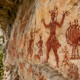 Pinturas rupestres de Huashan preservaram sangue humano por 2.000 anos graças a uma mistura de cal e argila na China