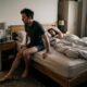 A psicologia diz que pessoas que escolhem sempre o mesmo lado da cama não fazem isso apenas por costume, mas porque criam referências fixas dentro da rotina