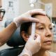 Blefaroplastia é só estética? Quando a cirurgia das pálpebras passa a ser indicada por médicos