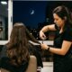 Calendário lunar de outubro de 2026 traz as melhores datas para quem planeja cortar o cabelo