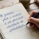 O que a grafologia diz sobre pessoas que misturam letras maiúsculas e minúsculas ao escrever?