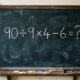 Poucos números, uma única resposta e várias chances de errar: tente resolver sem calculadora 90 ÷ 9 × 4 − 6