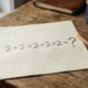 Só os mais rápidos conseguem acertar 2 + 2 ÷ 2 + 2 × 2 logo na primeira tentativa