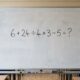 Parece fácil, mas um detalhe muda tudo: 6 + 24 ÷ 4 × 3 − 5