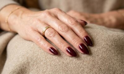 Especialista em unhas revela a cor que promete dominar o outono, combina com qualquer comprimento e funciona bem do dia à noite