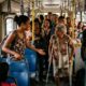 Especialistas em psicologia concordam: “Quem cede o lugar no ônibus pode não estar apenas sendo educado, mas demonstrando maior atenção para perceber rapidamente quem está em situação de maior necessidade”