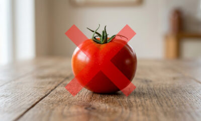 Adeus, tomate: essa fruta de cor púrpura quase negra cresce em cachos parecendo uvas e possui o sabor mais doce entre todas as variedades