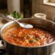 Colocar uma pitada de açúcar no molho de tomate: para que serve e por que é recomendado para o resultado final