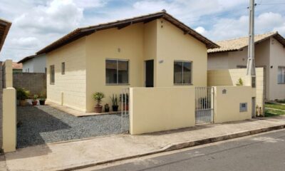 Quanto custa construir uma casa de 50 m² num terreno já quitado e alugar por R$ 1.200 desde o primeiro mês