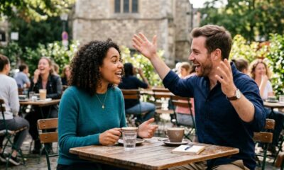 A psicologia aponta que pessoas que interrompem constantemente uma conversa podem estar agindo por impulsividade, ansiedade para participar e dificuldade em controlar a própria excitação emocional