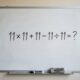 Um único número repetido deixa esta conta mais traiçoeira do que parece: 11 × 11 + 11 - 11 ÷ 11