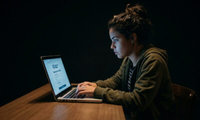 Mulher cria perfil falso na internet para testar fidelidade do parceiro, é descoberta pelo companheiro e responde por crime de falsa identidade