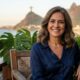 Nem curto nem comprido demais: o corte na altura dos ombros que ganha espaço entre mulheres 50+