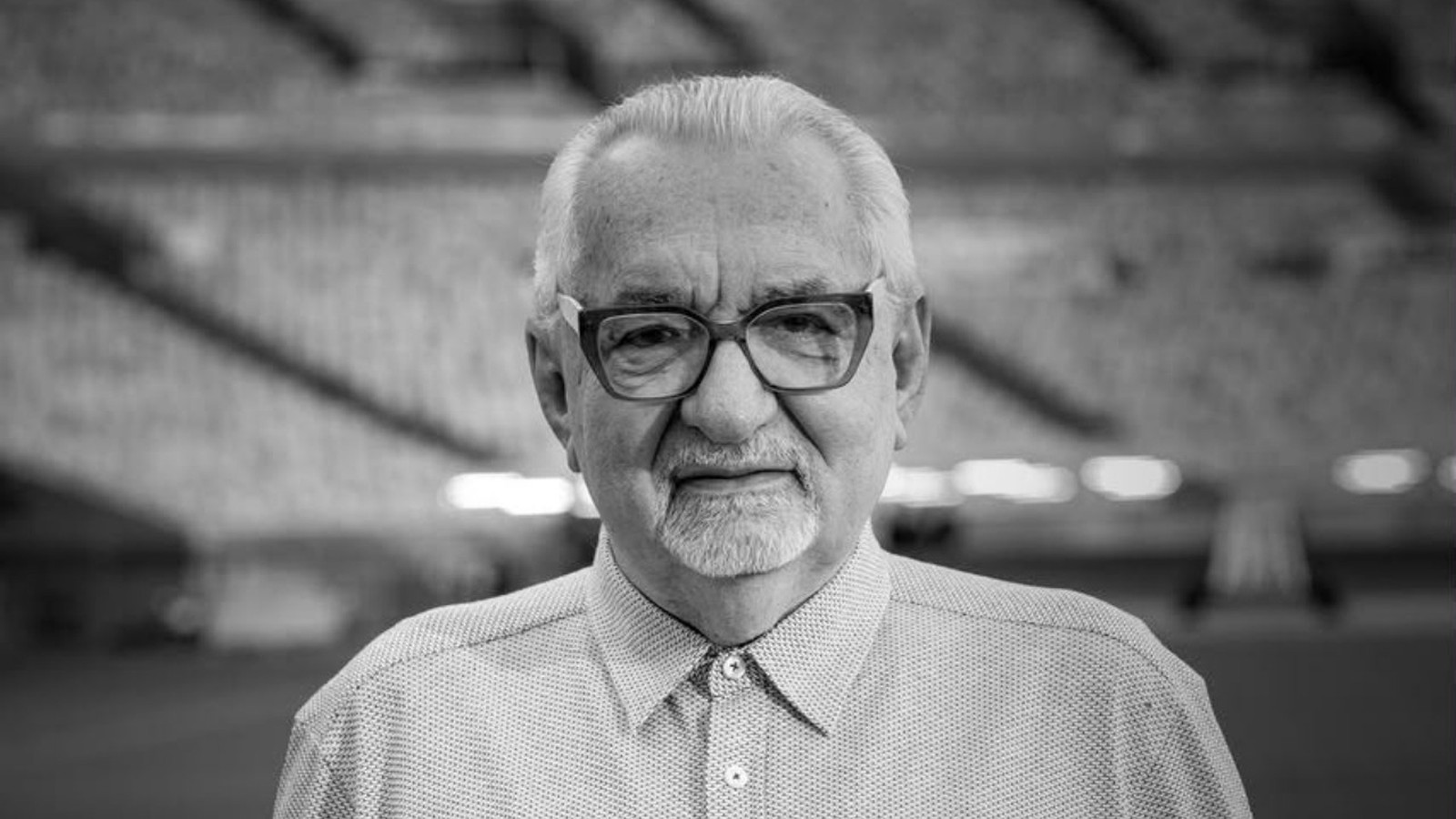 Retrato em preto e branco de Paulo Sérgio Scudiere Angioni, homem idoso de óculos e barba
