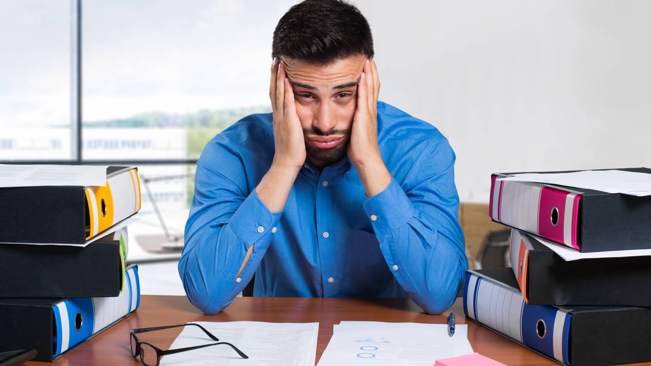 Especialista em comportamento e produtividade afirma: humanos nasceram para buscar propósitos, não seguir ordens. Saiba como se sentir mais útil e tirar ideias do papel