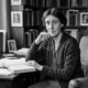 Virginia Woolf, escritora britânica: “Se você não disser a verdade sobre si mesmo, não poderá dizê-la sobre outras pessoas.” Uma lição existencial sobre a hipocrisia, a coragem de encarar as próprias falhas e o pré-requisito absoluto para a integridade moral