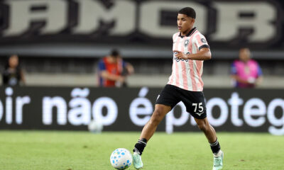 Huguinho é convocado para a Seleção Sub-20 e Botafogo terá desfalque na Data Fifa