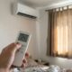 Família instala ar-condicionado inverter para gastar menos no verão e descobre que temperatura escolhida e horas de uso continuam fazendo diferença na conta
