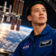 De mais de 100 missões de combate a 245 dias no espaço: a trajetória extraordinária do homem que se tornou médico, astronauta da NASA e voltou a vestir o uniforme militar