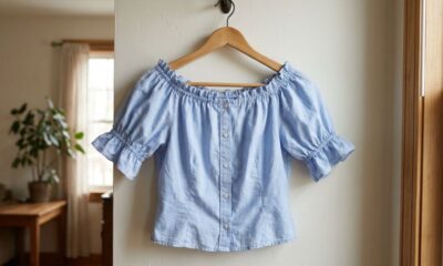 Mulher aproveitou uma camisa antiga que não usava mais, mudou alguns detalhes da peça e criou uma blusa moderna sem precisar comprar roupa nova