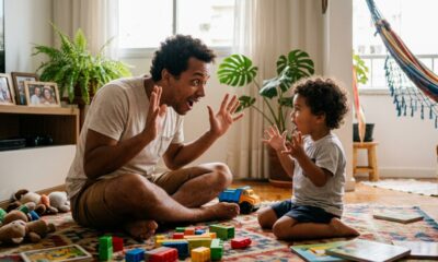 A psicologia explica: “Crianças que imitam os pais ao repetir palavras, expressões e gestos podem não estar apenas brincando, mas desenvolvendo memória, linguagem e compreensão do comportamento dos outros”