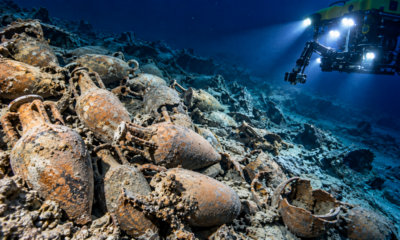 Robôs encontram no fundo do Mediterrâneo um naufrágio cananeu de 3.300 anos com a carga intacta a quase 2 km de profundidade