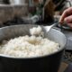 Chefs de cozinha explicam: "Se você vai preparar arroz soltinho, é melhor medir a quantidade de água de acordo com o tipo de grão antes de começar”