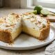 Chefs de cozinha explicam: para a torta de limão ficar cremosa e com o recheio firme, não coloque suco demais de uma vez, mas acrescente aos poucos até alcançar a consistência desejada