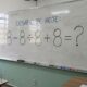 Parece uma conta fácil da escola, mas você consegue resolver 8 − 8 ÷ 8 + 8?