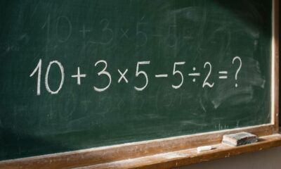 Resolva 10+ 3 × 5 − 5 ÷ 2 sem calculadora: a maioria dos adultos erra no segundo passo porque esquece uma regra aprendida na escola