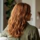 3 tons de cabelo que iluminam o rosto, suavizam os traços e deixam as mulheres acima dos 45 anos com uma aparência mais jovem e moderna