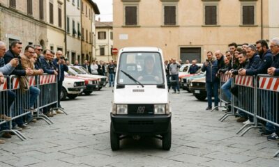 Fiat Panda de 1993 é cortado ao meio, fica com apenas 50,2 cm de largura e entra para o Guinness como o carro dirigível mais estreito do mundo