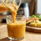 Cenoura e abacaxi no liquidificador: para que serve a mistura e o que as cores dos dois alimentos revelam sobre seus nutrientes