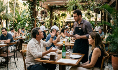 Restaurante exige consumo mínimo de R$ 150 por pessoa para mesa externa e Procon autua o local após denúncia de venda casada ilegal