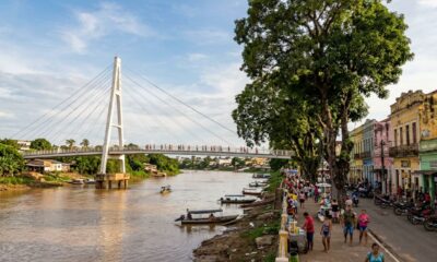 Fundada em 1882, a capital fica 2 horas atrás de Brasília e preserva a história do ciclo da borracha, a memória de Chico Mendes e parques amazônicos