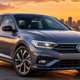 Custa menos que um Toyota Corolla e entrega motor turbo: sedã 2021 da Volkswagen tem câmbio automático de 6 marchas, porta-malas de 521 litros e equipamentos que chamam atenção no mercado de usados