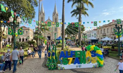 Quinta-feira será dia de folga em cidades brasileiras: feriado de 15 de outubro pode fechar escolas, bancos e órgãos públicos