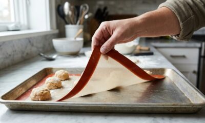 Adeus papel-manteiga: a nova esteira culinária lavável para assar pães e carnes no forno sem grudar nada na forma