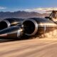 O carro que bateu recordes de velocidade usando motores de avião e a engenharia por trás de um dos projetos mais extremos da história automobilística