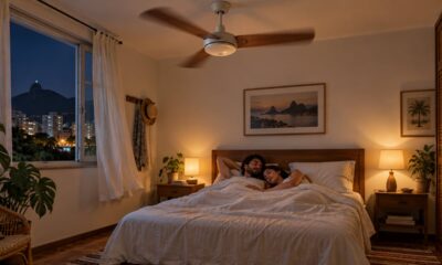 Um ventilador de teto de 100 W ligado oito horas por noite consome 24 kWh em 30 noites