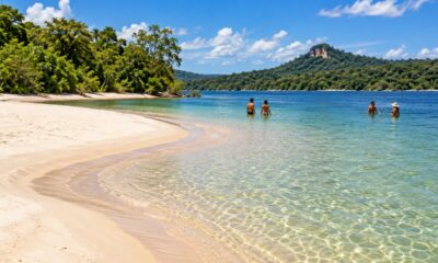 Alter do Chão ganha praias de areia branca quando o Rio Tapajós baixa, entre agosto e dezembro