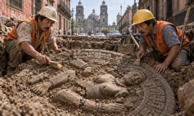 Em 21 de fevereiro de 1978, operários de energia encontraram no centro da Cidade do México uma escultura de cerca de oito toneladas da deusa Coyolxauhqui