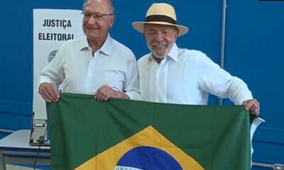 Lula vota em São Paulo e se diz confiante na vitória nas urnas