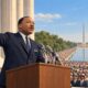 Em 28 de agosto de 1963, mais de 200 mil pessoas ouviram King no Lincoln Memorial cobrar a promessa de igualdade aos cidadãos negros