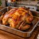 Uma colher de mel com duas de shoyu dá cor e brilho ao frango nos últimos 15 minutos de forno