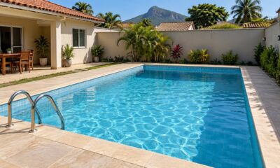 O custo da piscina de alvenaria de 4 x 8 metros depende do terreno, da estrutura, do acabamento e dos equipamentos