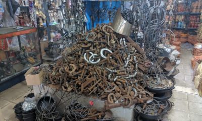 Parte do material apreendido pela polícia