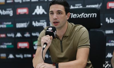 Alexandre Pássaro em coletiva